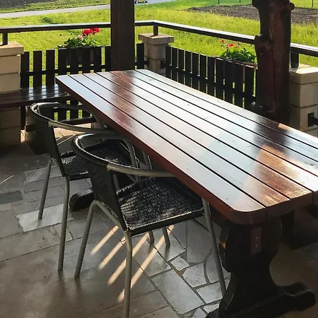 Prázdninový dům Beautiful In Crni Vrh Nad Idrijo W/ Wifi And 3 Bedrooms Predgrize