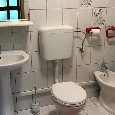 Beautiful In Crni Vrh Nad Idrijo W/ Wifi And 3 Bedrooms * Predgrize